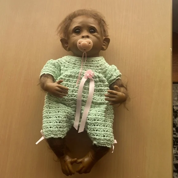 Ashton Drake Clementine SoTruely Real Lifelike Baby Monkey Doll - Picture 3 of 7